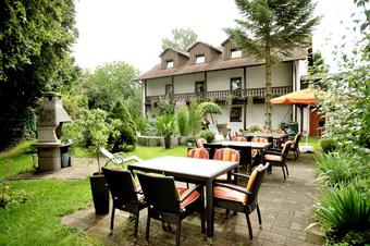 Hotel Restaurant Landsberger Hof - Terrasse